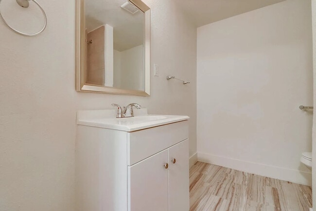 Building Photo - 11506 Truro Ave