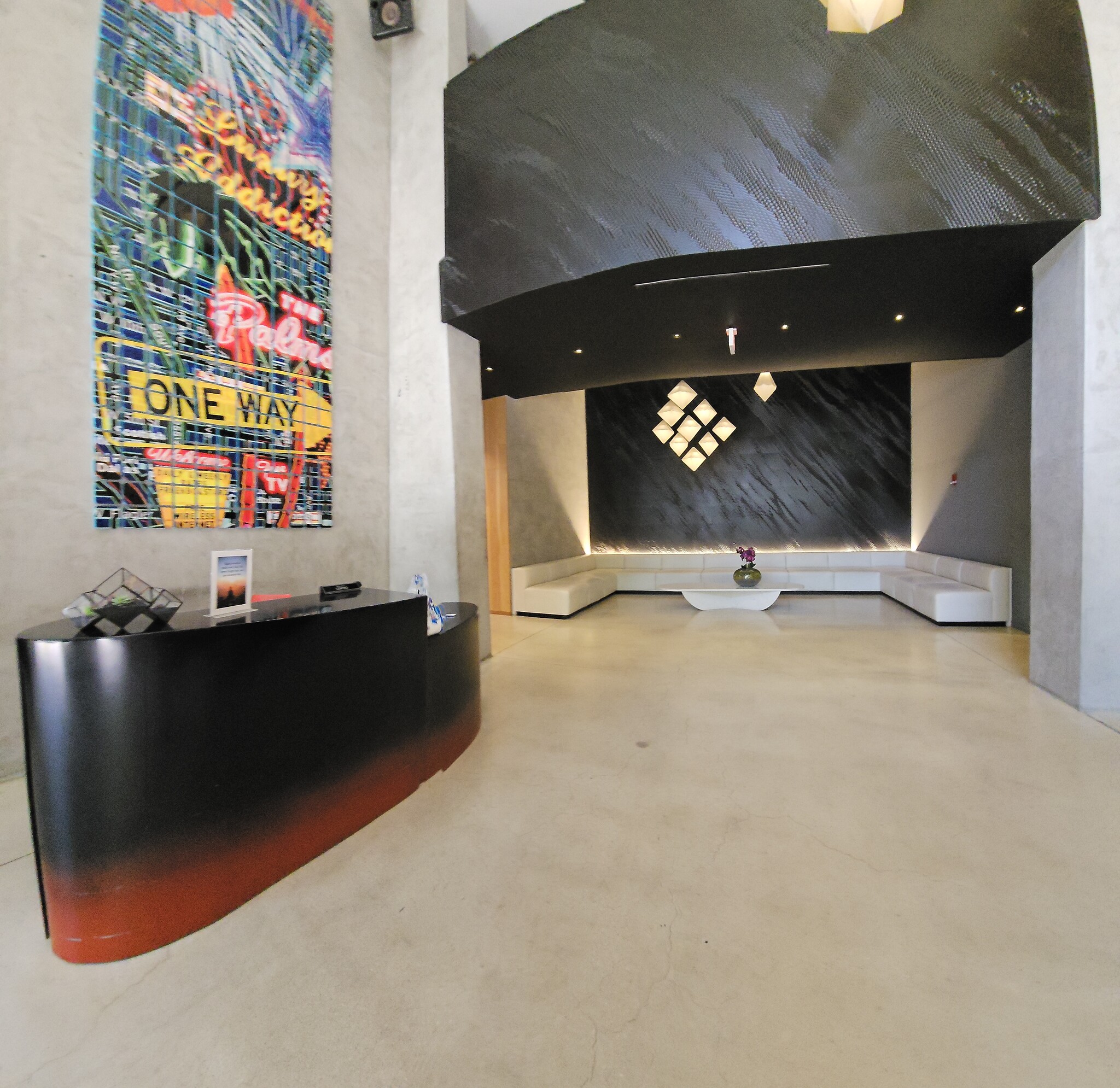 Lobby - 151 SE 1st St