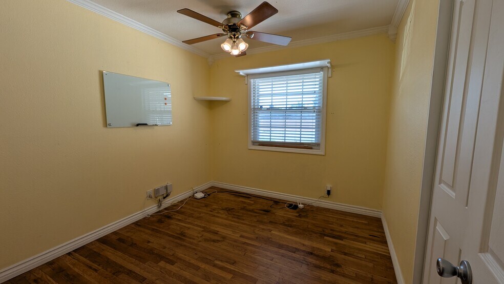 Building Photo - 6342 Alexandria Dr