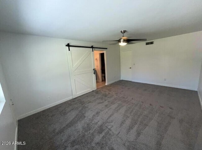 Building Photo - 6110 E Blanche Dr