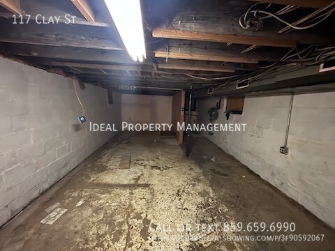 Building Photo - 117 Clay St