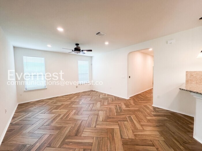 Building Photo - 1705 Garamond Ln