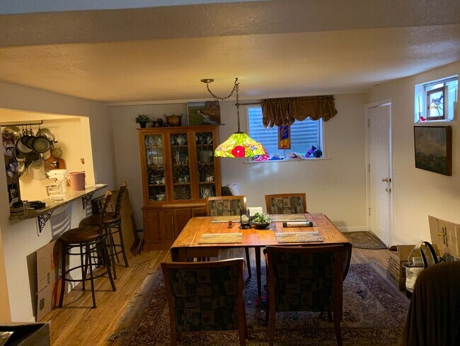 Building Photo - This is a MUST SEE 1 Bedroom, 2 Bath apartment in Loveland