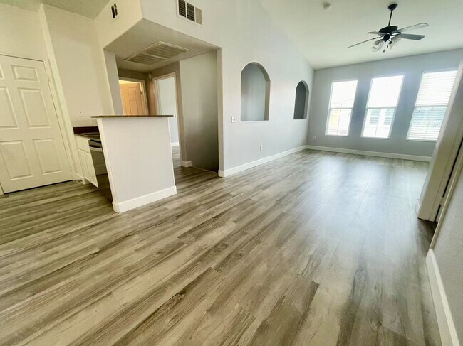 Building Photo - 9975 Peace Way