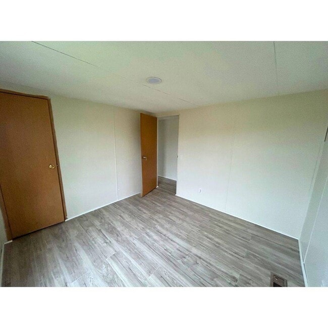 Building Photo - 308 Reid Ct