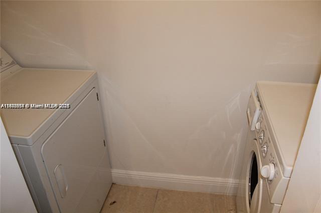 Building Photo - 1247 SW 46th Ave