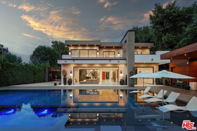 Building Photo - 6029 Melvin Ave