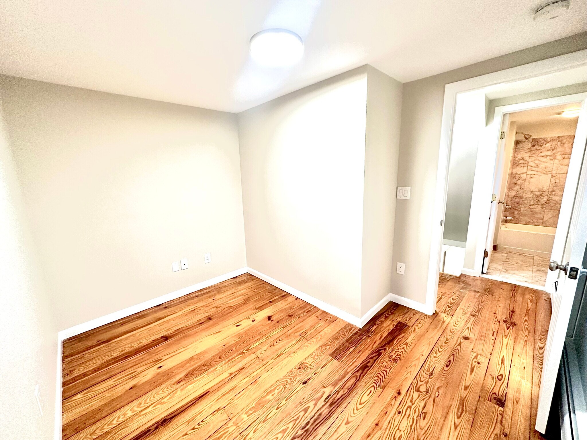 Building Photo - 6 Commercial Ave