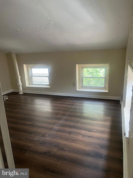 Building Photo - 405 E Rittenhouse St
