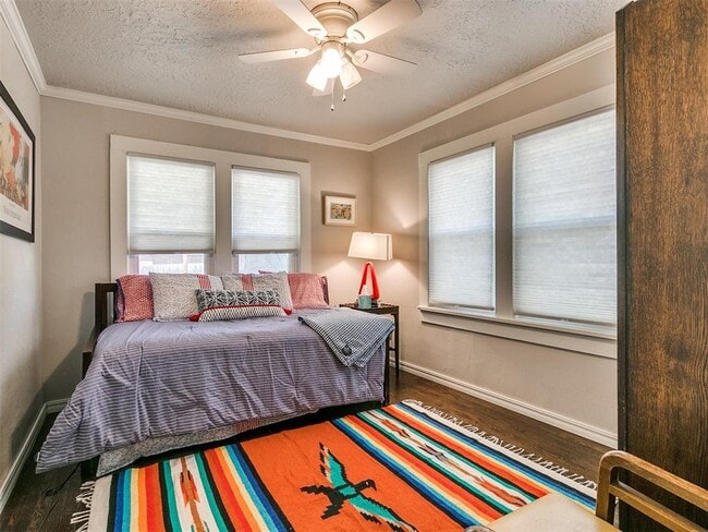 Building Photo - 734 Boyd St