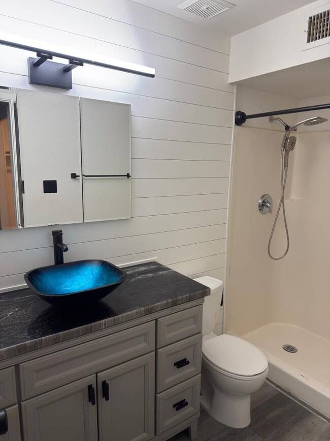 Building Photo - 17046 N 37th Ave