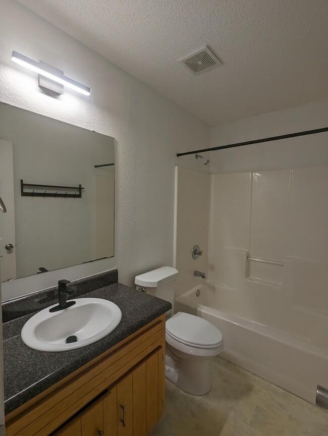 Building Photo - 7309 Westminster Dr