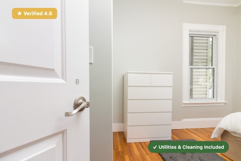 Building Photo - Furnished Private Bedroom in East Boston