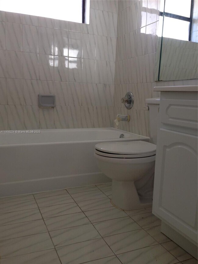 Building Photo - 13625 SW 99th Terrace