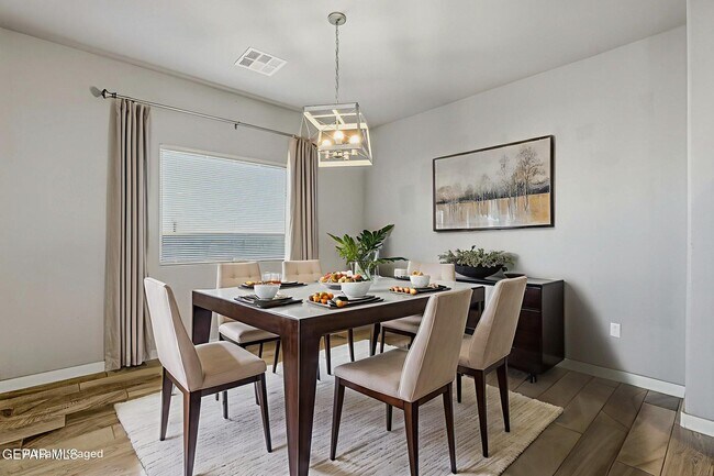 Building Photo - 3328 David Palacio Dr