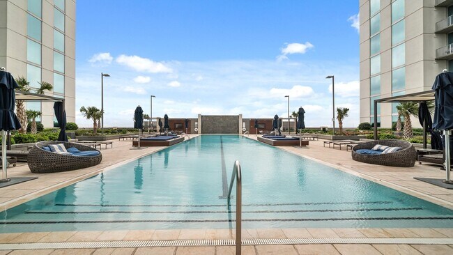 Building Photo - 5925 Almeda Rd