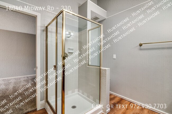 Building Photo - 18040 Midway Rd
