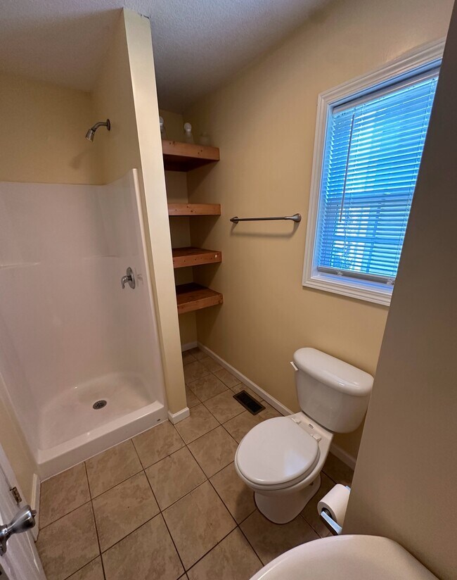 Building Photo - 53 Nancy St