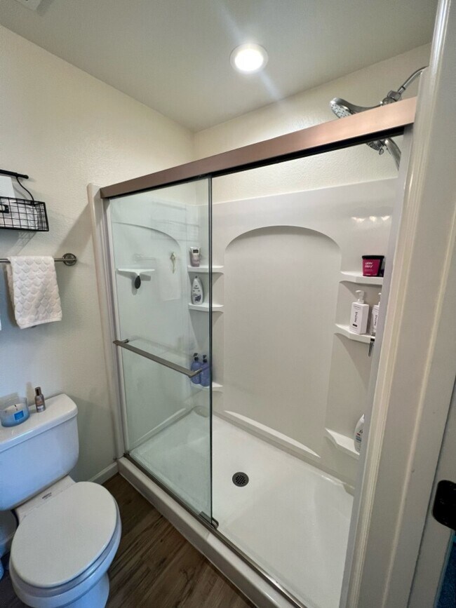 Master Bathroom - 6522 Painted Rock Trl