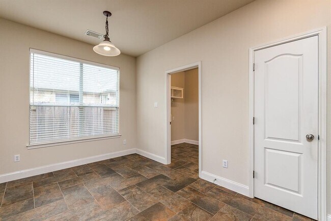 Building Photo - 10820 Split Stone Way
