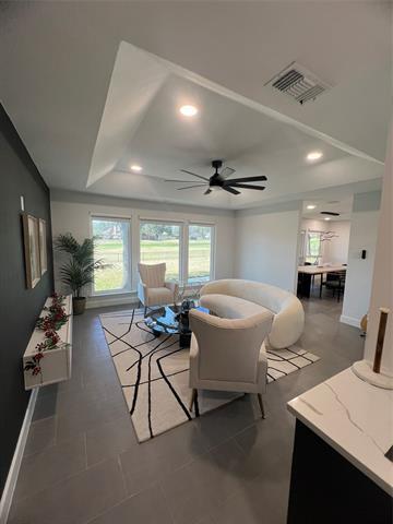 Building Photo - 1007 Kingston Dr