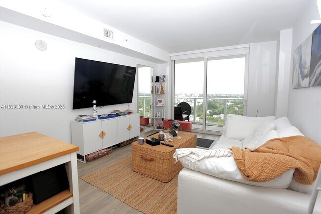 Building Photo - 4250 Biscayne Blvd