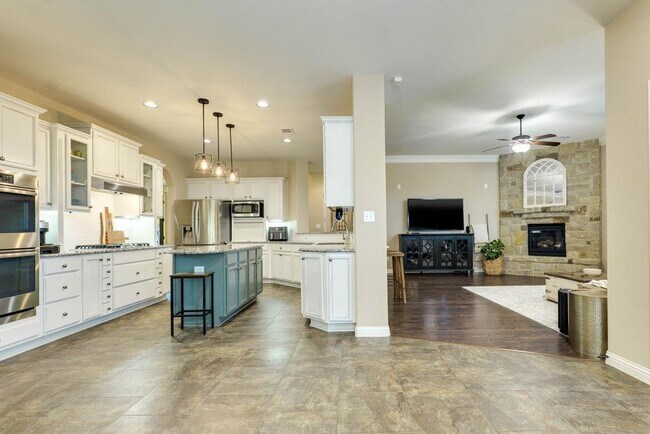Building Photo - 308 Duffy Ln