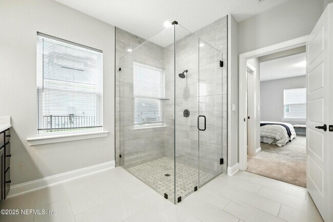 Building Photo - 24 Tradesman Ln