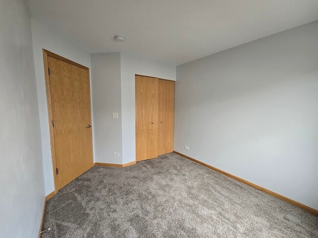 Building Photo - 552 Richard Brown Blvd