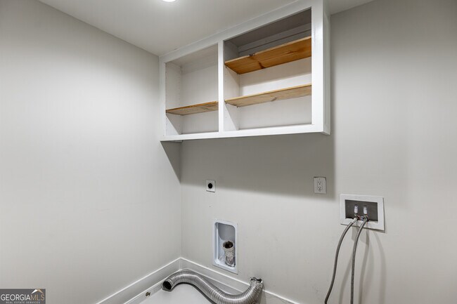 Building Photo - 6459 Wildwood Trail