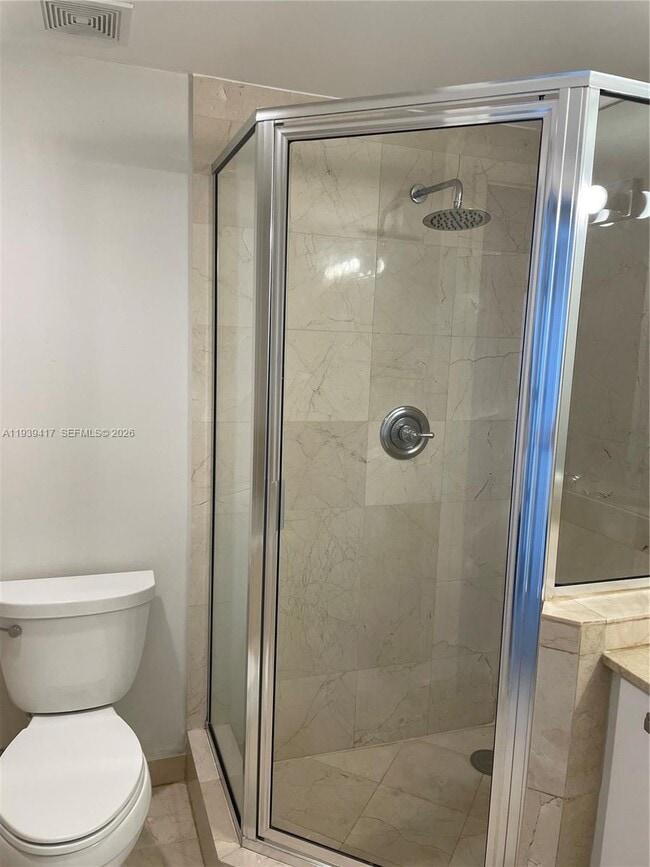 Building Photo - 2030 Douglas Rd