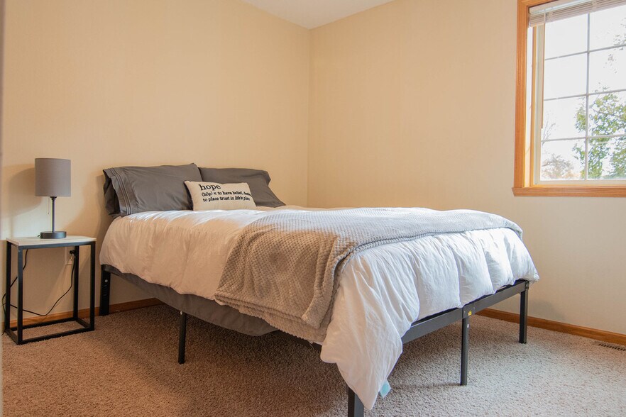 Third bedroom - 129 16th St S