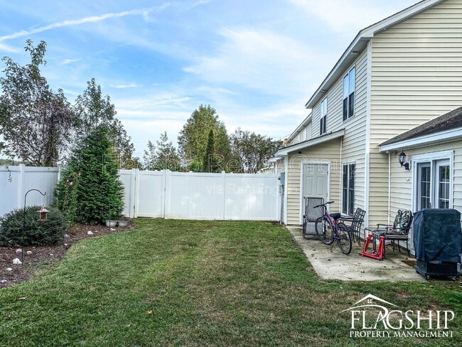 Building Photo - 1310 Thomas Langston Rd