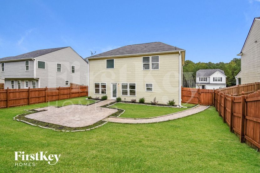 Building Photo - 224 Lantana Crossing