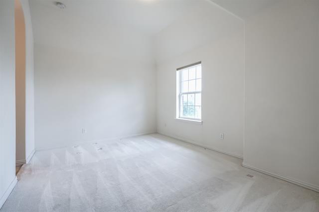 Building Photo - 12990 Lourdes Ln