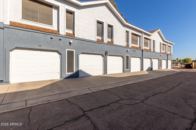 Building Photo - 8888 N 47th Ave