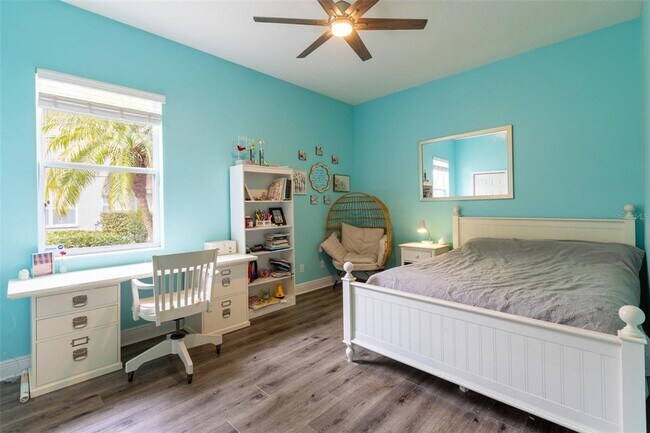 Building Photo - 1084 Shadowmoss Cir