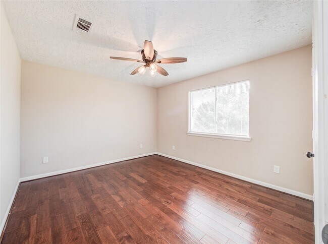 Building Photo - 13618 Woodspire Dr