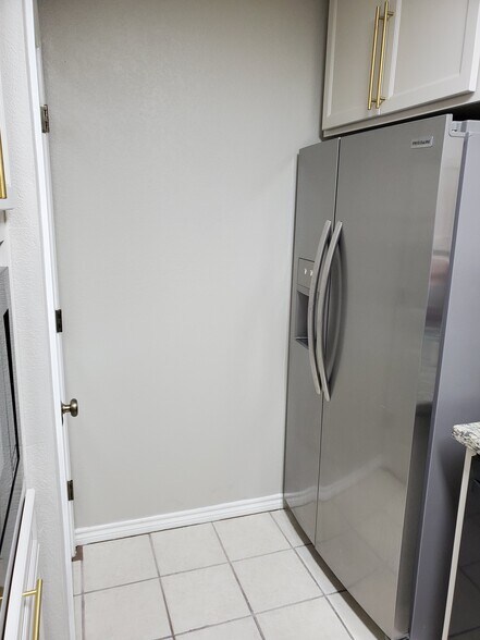 New refrigerator in kitchen - 106 N Troy Ave