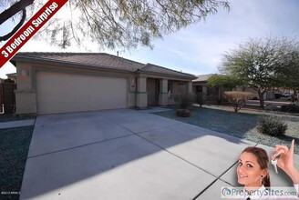 Building Photo - Available 7/1 in Rancho Gabriela