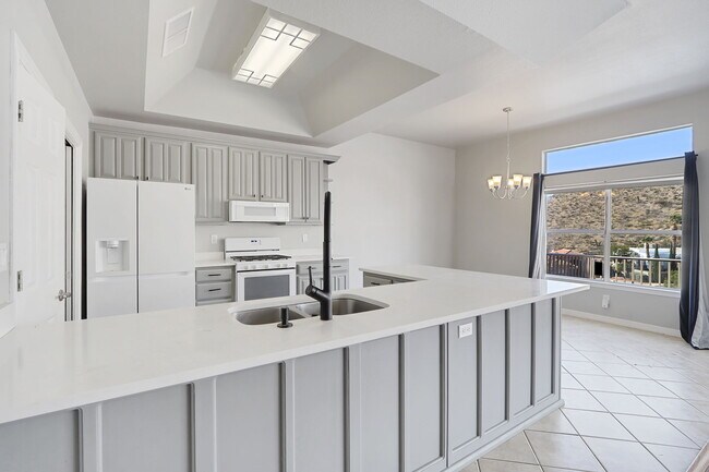 Building Photo - 4717 Excalibur Dr