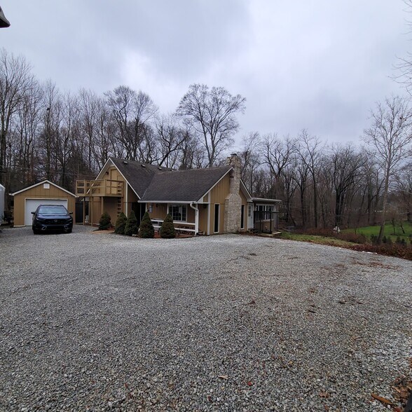 Primary Photo - 17 Woodland Dr