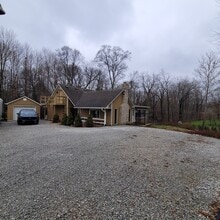 Building Photo - 17 Woodland Dr