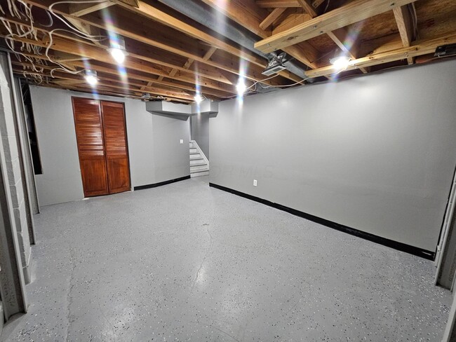 Building Photo - 1792 Plains Blvd