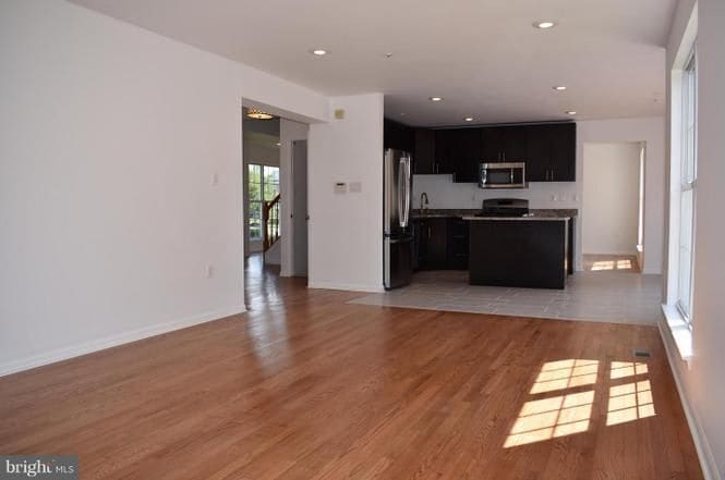 Building Photo - 7205 Ballantrae Ct