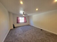 Building Photo - 8269 S Harrison Cir