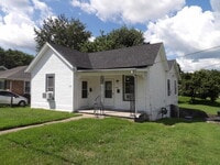 Building Photo - 400 Noel Ave