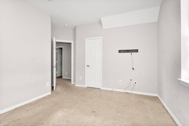 Building Photo - 6915 Pebble Pass Ln