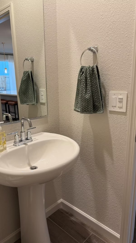 Building Photo - 2925 Fairbanks St