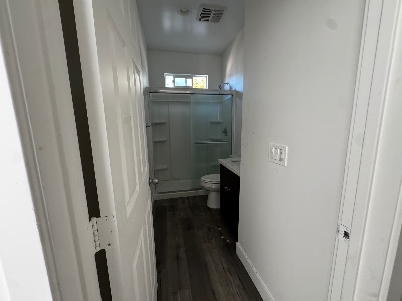 Building Photo - 1122 Magnolia Ave W